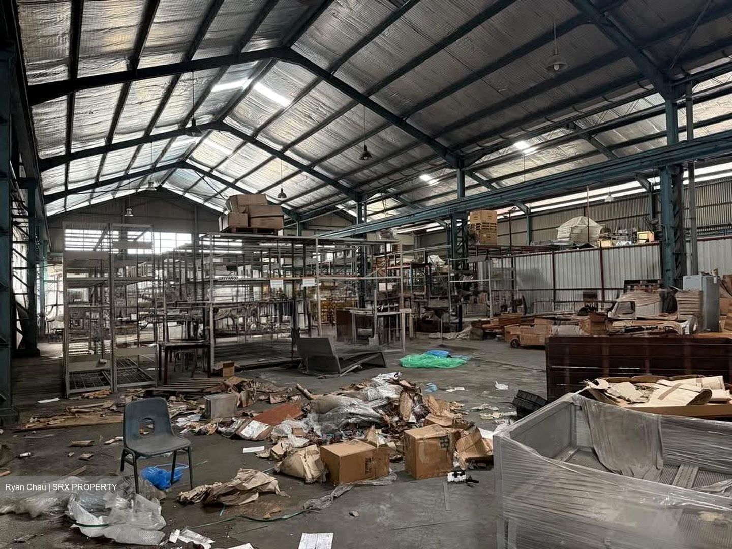 Jalan Boon Lay (D22), Warehouse #611080181